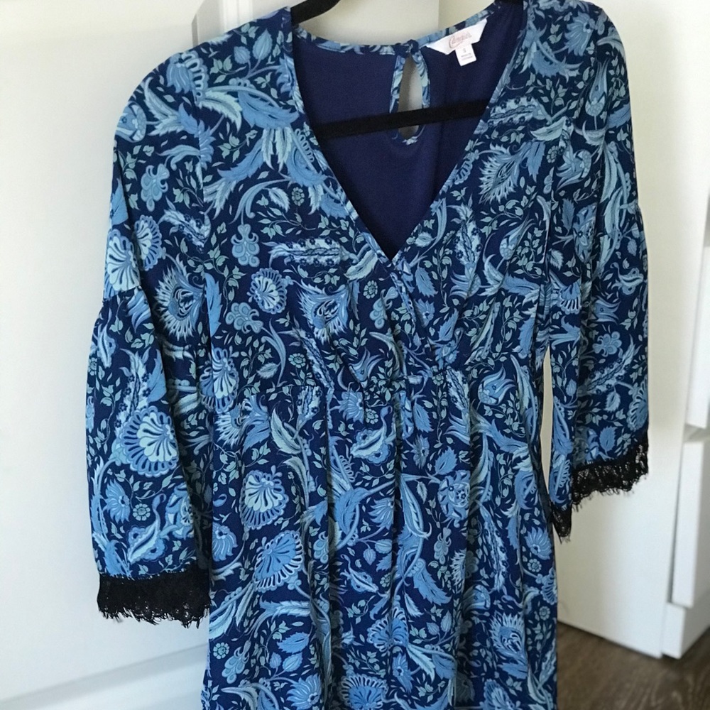 Flowy mid-thigh dress